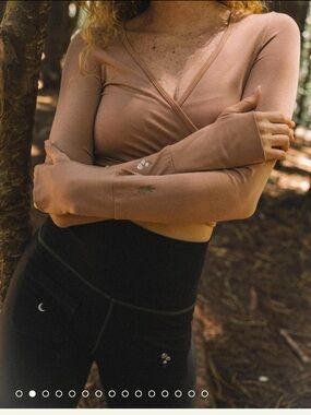 PURUSHA PEOPLE WRAP TOP, BRAND NEW, SUSTAINABLE, FOREST FIBER, SMALL BATCH